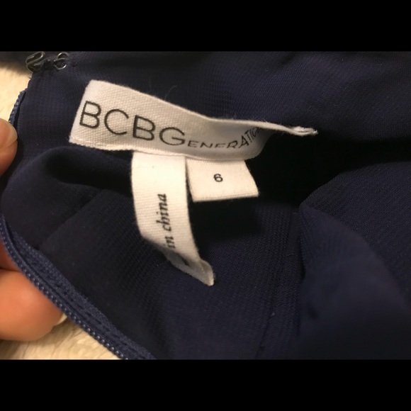 Dress - Picture 4 of 4